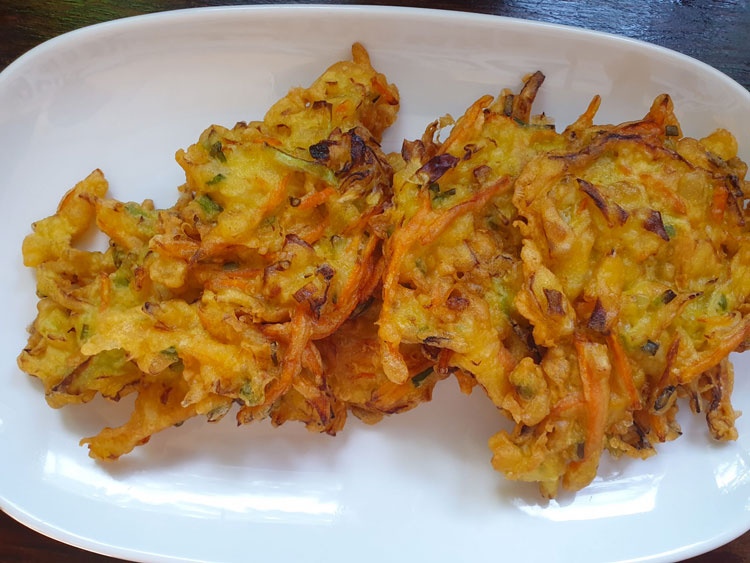 INDONESIAN BAKWAN SAYUR (VEGETABLE FRITTERS)